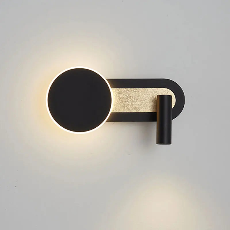 Rzeźbiarska okrągła nordycka lampa ścienna z podwójną funkcją reflektora