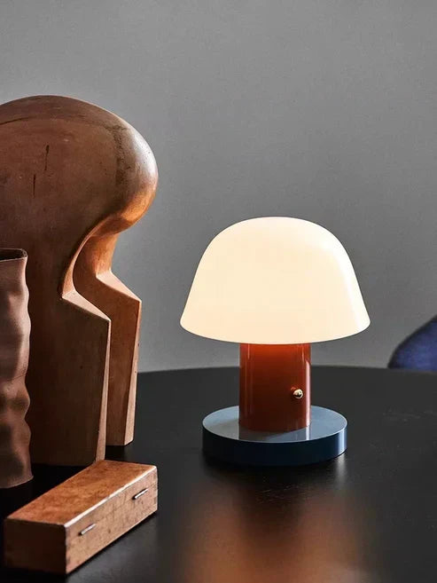 Rzeźbiarska bezprzewodowa lampa stołowa w kształcie grzybka z akumulatorem, sterowaniem dotykowym i ściemnianiem