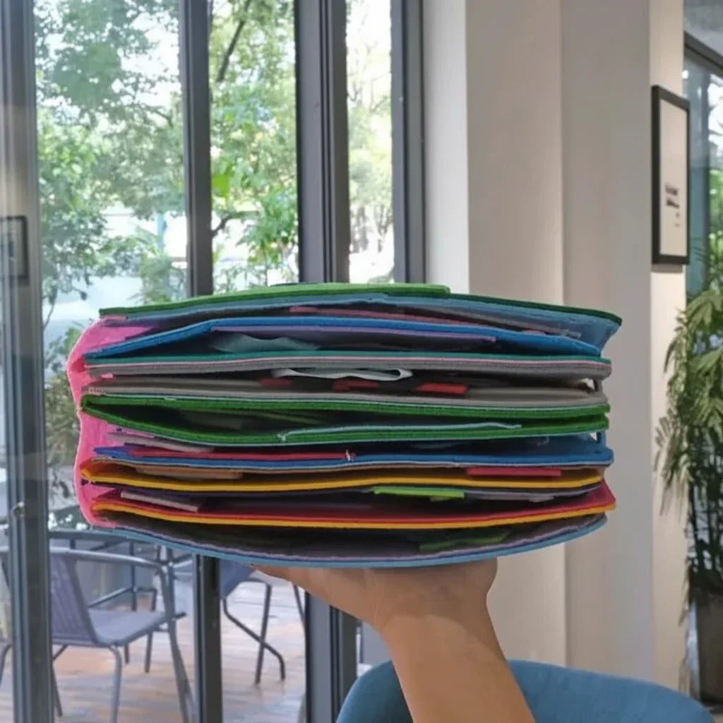 Miękka filcowa interaktywna książeczka Montessori do zabawy bez ekranu