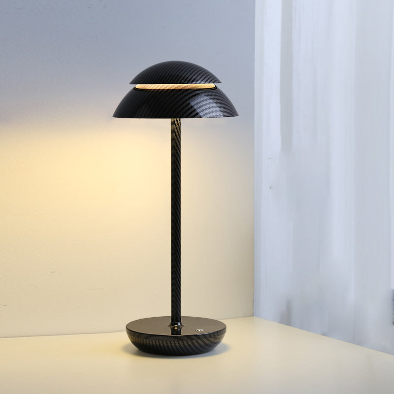 Bezprzewodowa przenośna plastikowa ładowalna lampa stołowa do wnętrz i na zewnątrz