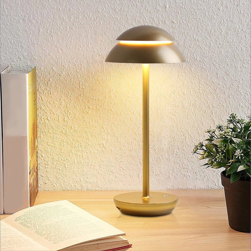 Bezprzewodowa przenośna plastikowa ładowalna lampa stołowa do wnętrz i na zewnątrz
