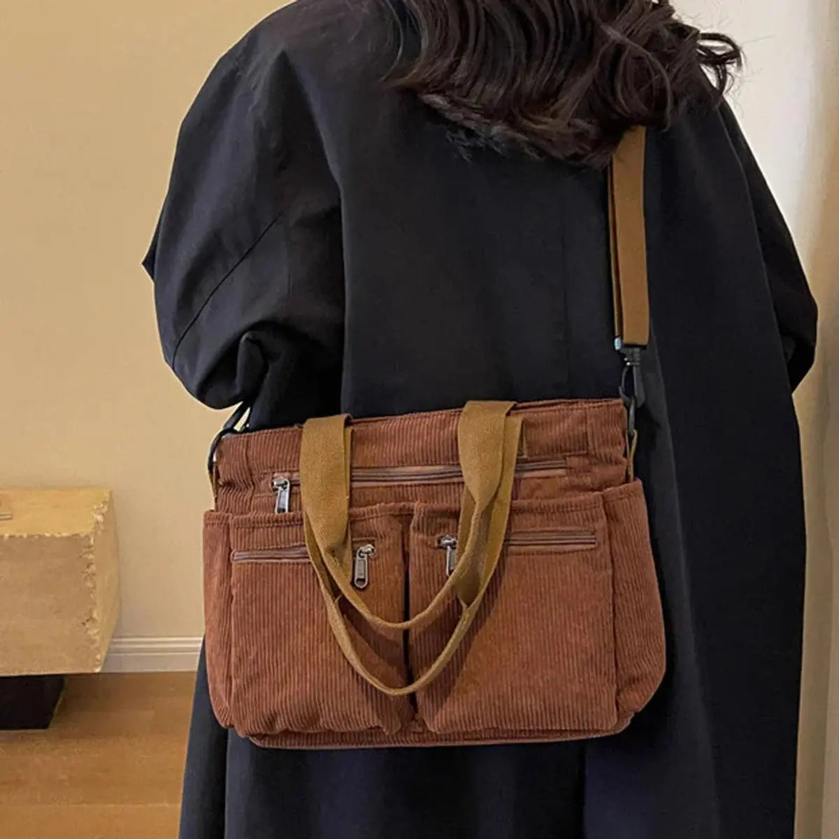 Damska sztruksowa torba shopper z wieloma kieszeniami na ramię