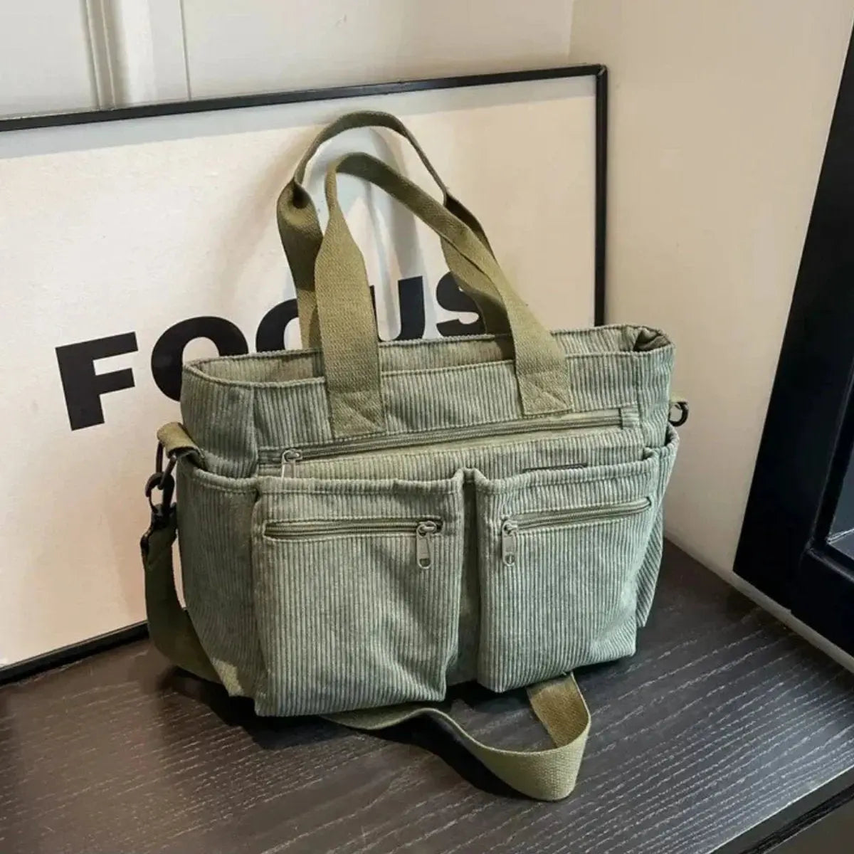 Damska sztruksowa torba shopper z wieloma kieszeniami na ramię