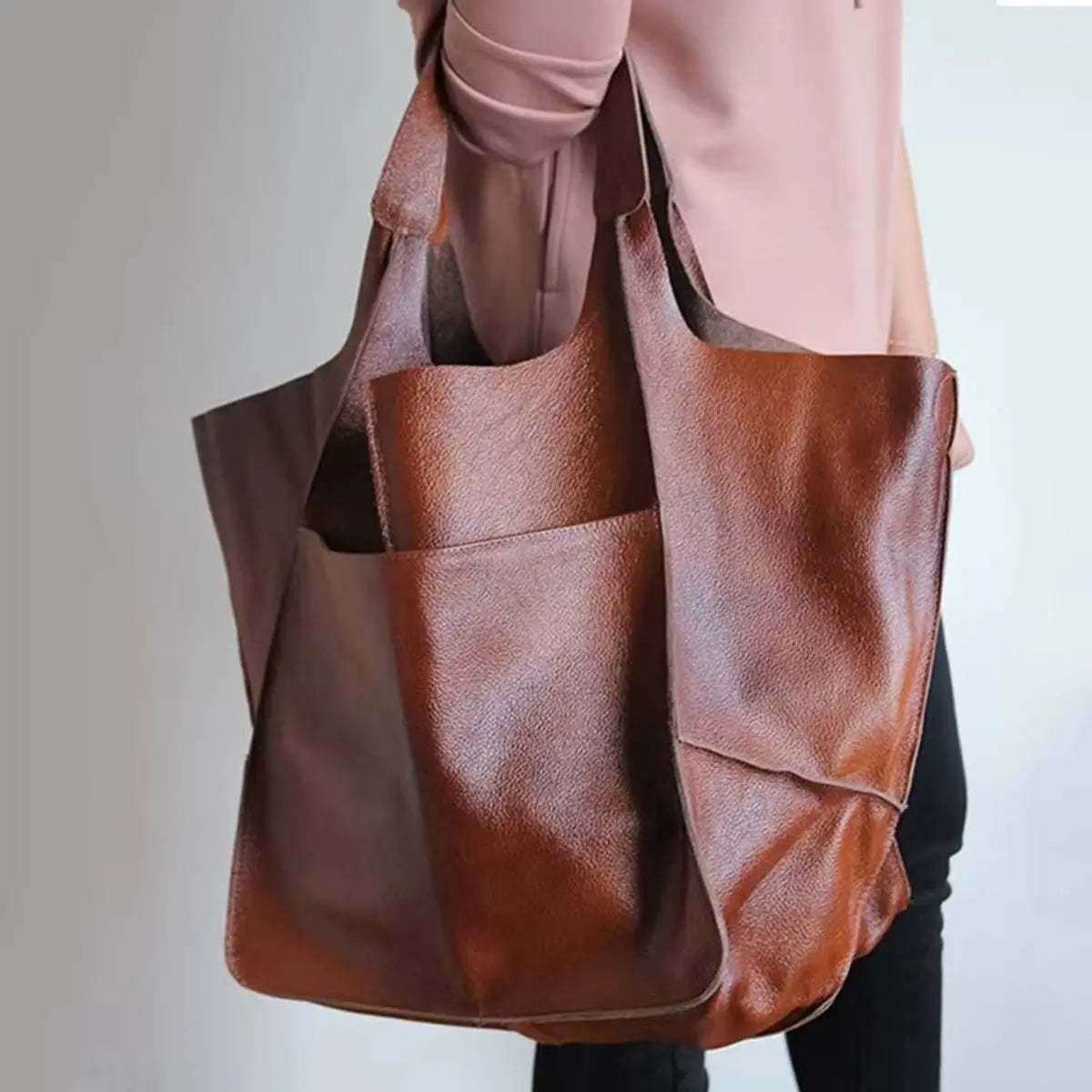 Damska oversize’owa torba shopper z ekoskóry i magnetycznym zapięciem