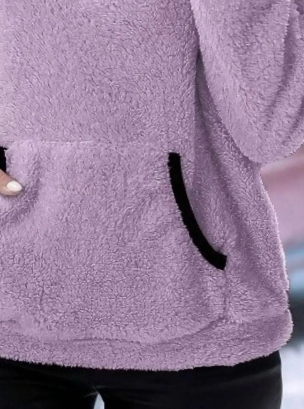 Damski sweter z pluszowego polaru z zamkiem do połowy i kieszenią kangurką