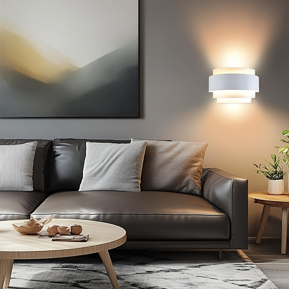 Rzeźbiarska architektoniczna warstwowa metalowa lampa ścienna, świecąca w górę i w dół
