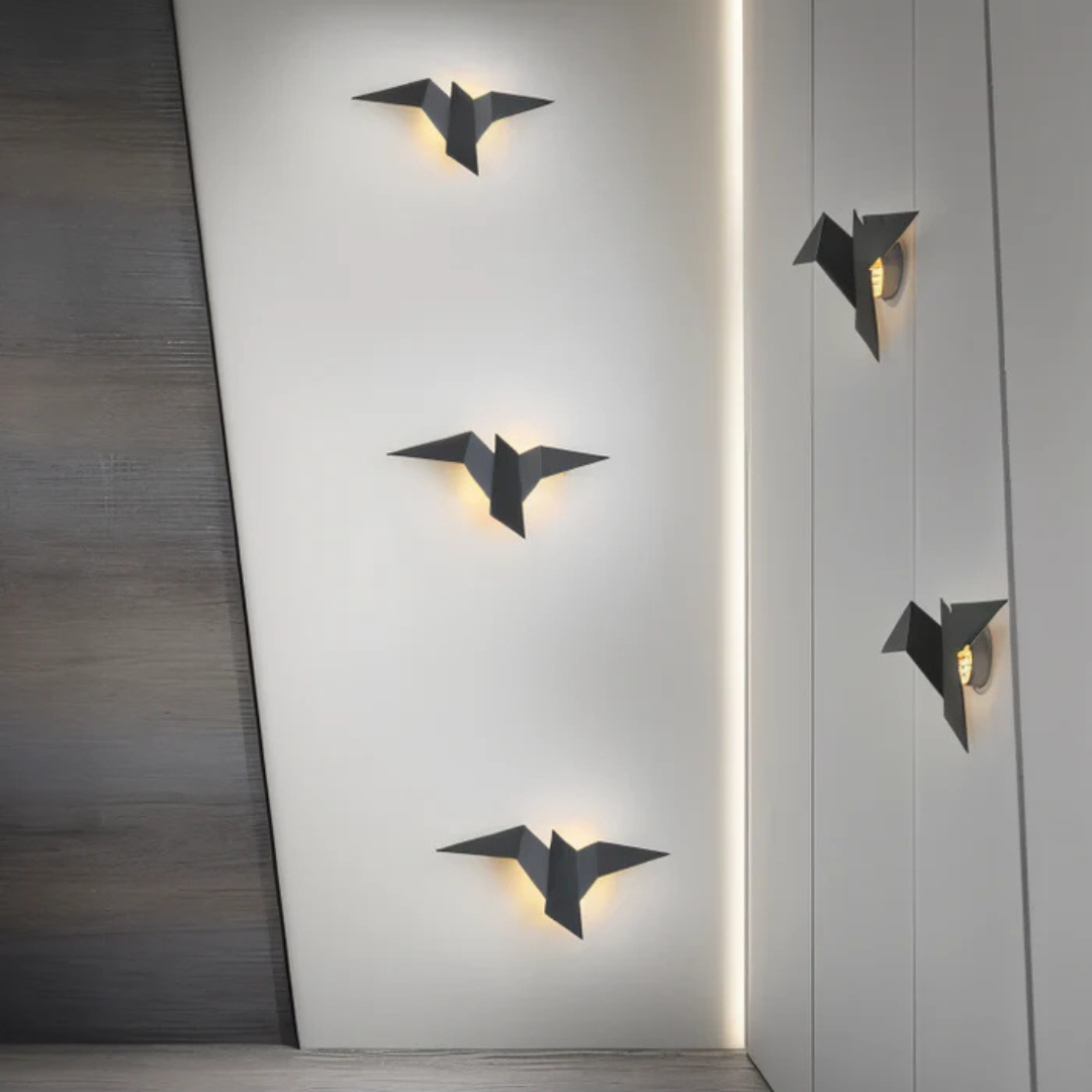 Rzeźbiarska nowoczesna metalowa lampa ścienna inspirowana origami
