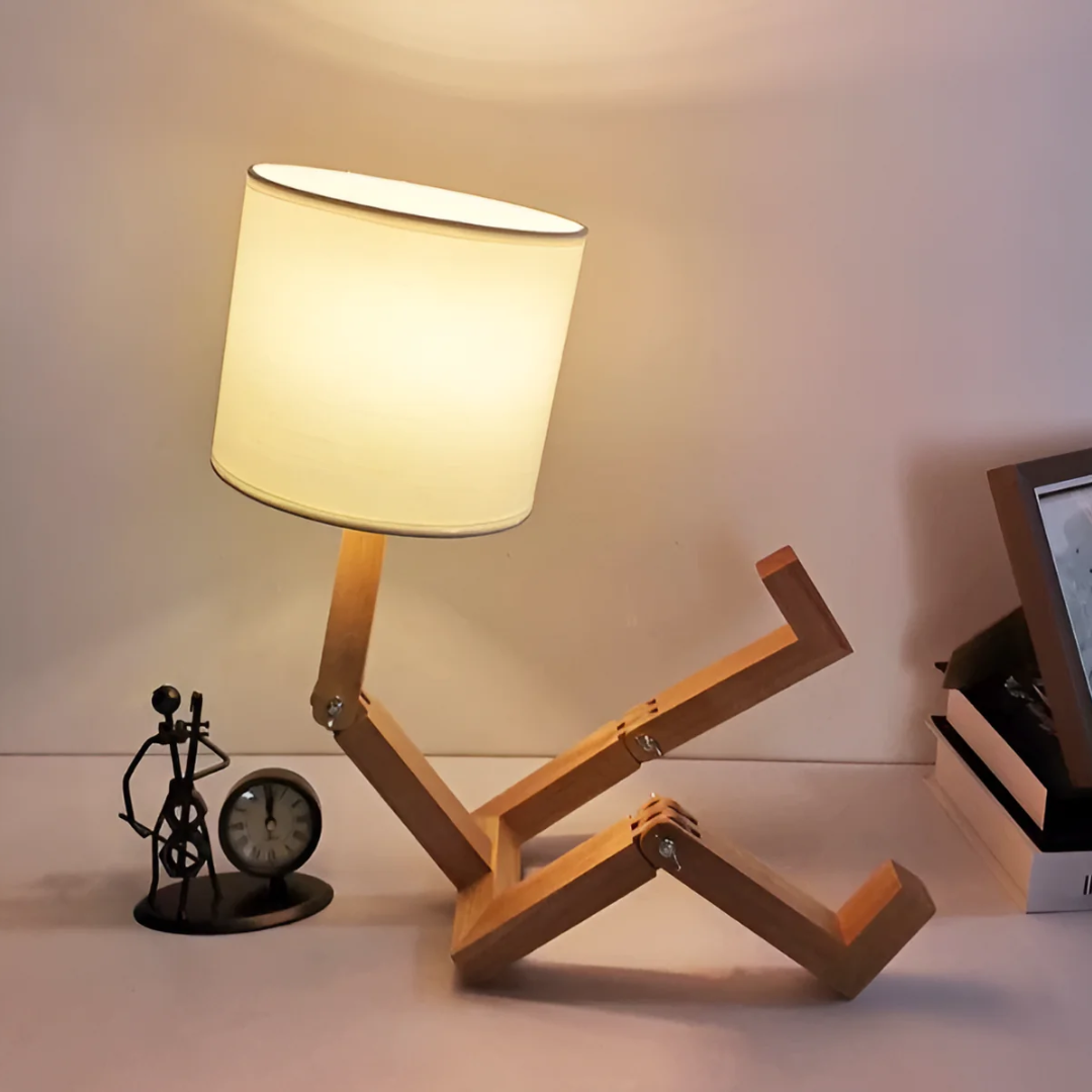 Regulowana nordycka lampa stołowa z litego drewna
