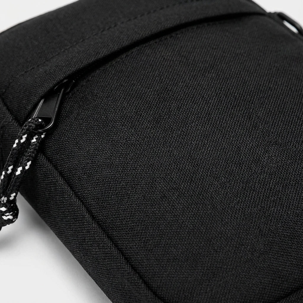 Kompaktowa, wodoodporna damska torba typu crossbody na ramię z nylonu, z zabezpieczeniem przed kradzieżą