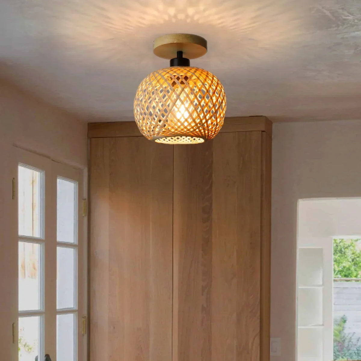 Ręcznie pleciona bambusowo-rattanowa lampa sufitowa do montażu nawierzchniowego