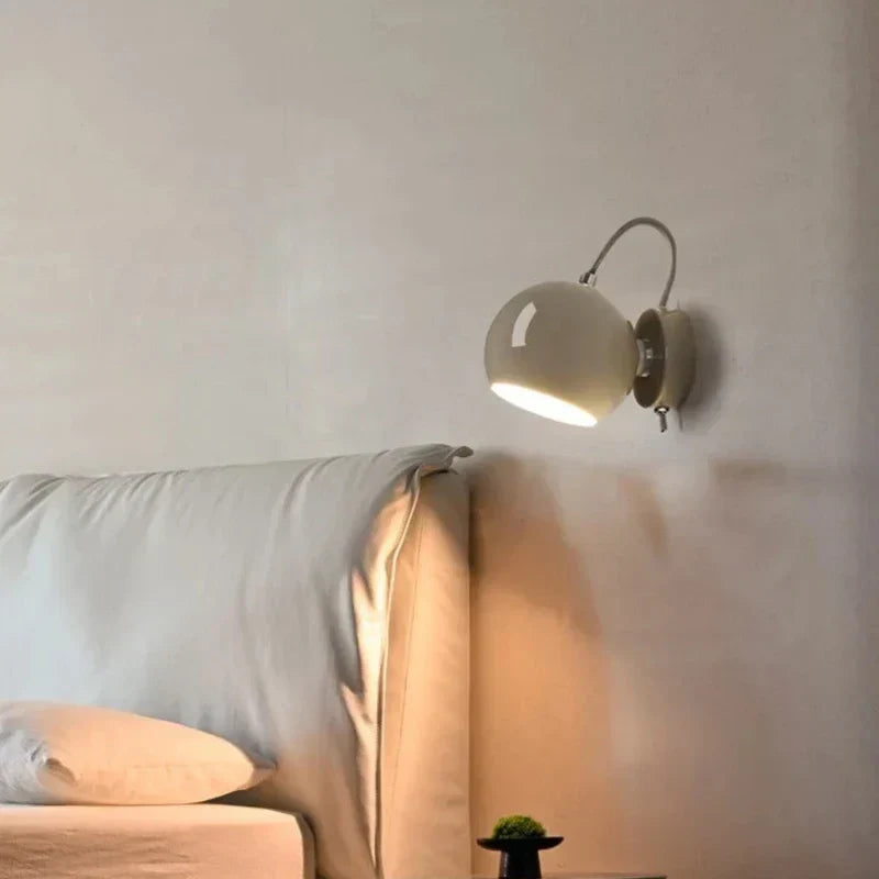 Nordycka minimalistyczna obrotowa lampa sufitowa w kształcie kopuły