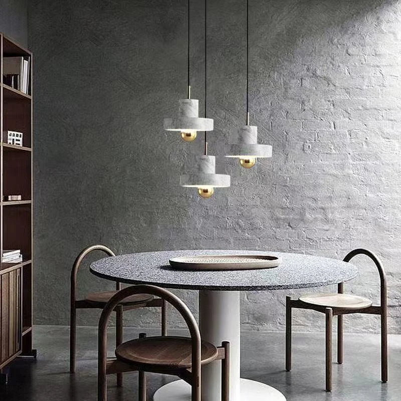 Rzeźbiarska postmodernistyczna wisząca lampa z naturalnego kamienia marmurowego