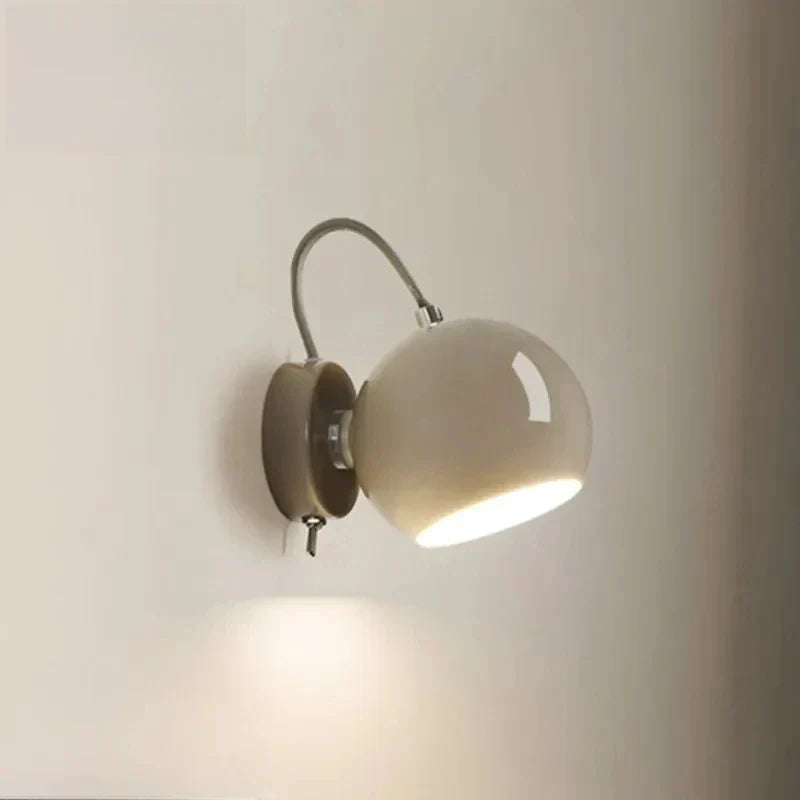 Nordycka minimalistyczna obrotowa lampa sufitowa w kształcie kopuły