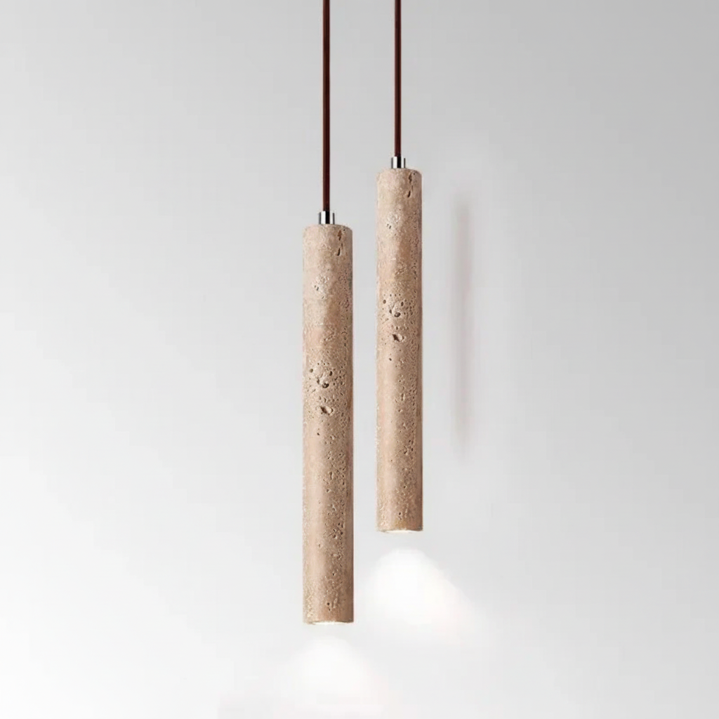 Smukła organiczna lampa wisząca w stylu wabi-sabi z fakturą trawertynu
