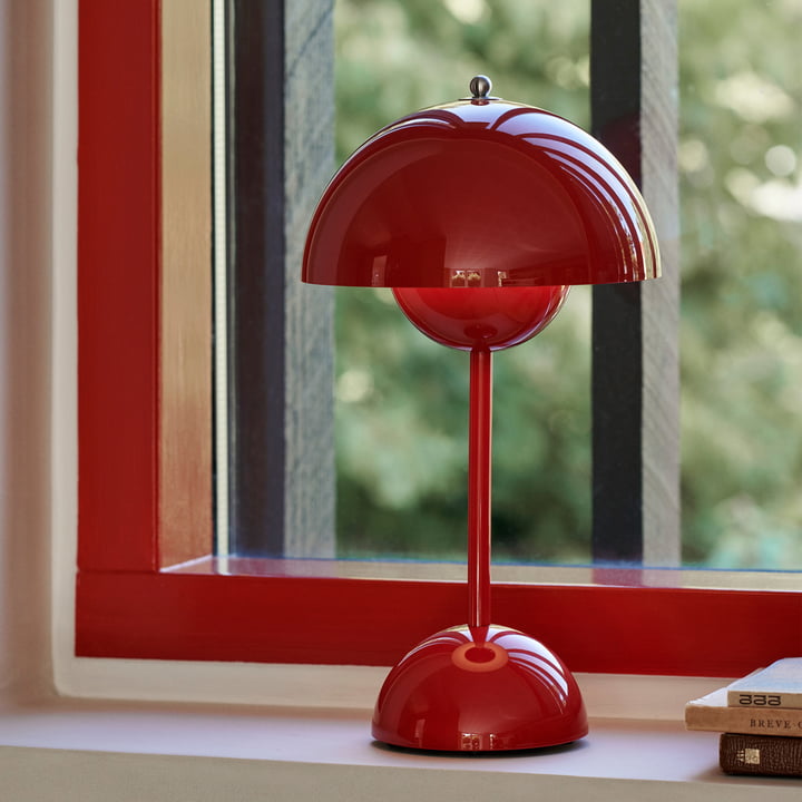 Bezprzewodowa ładowalna lampa stołowa w kształcie kuli z funkcją ściemniania