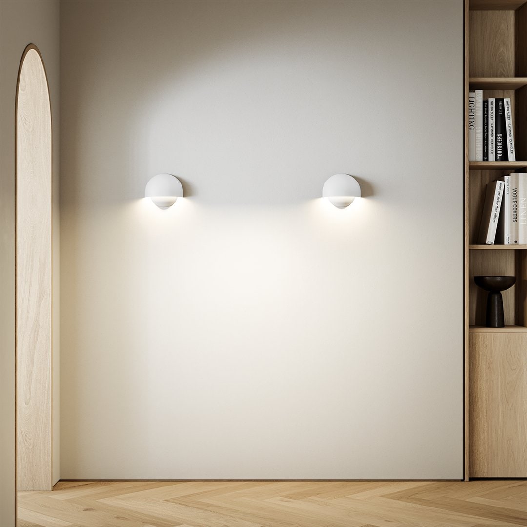 Nowoczesna lampa ścienna z czujnikiem ruchu, zasilana bateriami, z mocowaniem magnetycznym