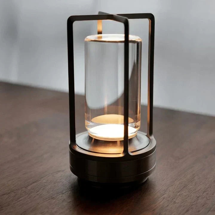 Fasetowana szklana lampa stołowa z funkcją dotykowego ściemniania i ładowaniem