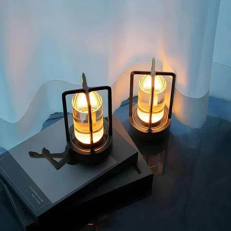 Fasetowana szklana lampa stołowa z funkcją dotykowego ściemniania i ładowaniem