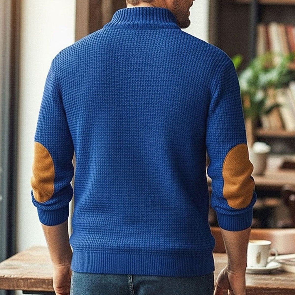 Męski sweter z dzianiny waflowej, z zapięciem pod szyją i łatami na łokciach
