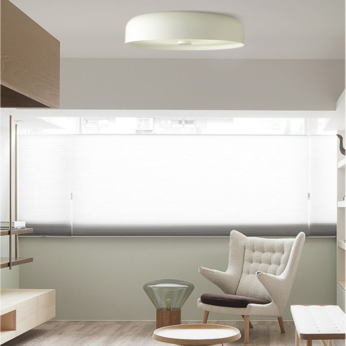 Nordycka retro okrągła minimalistyczna lampa sufitowa do montażu bezpośredniego