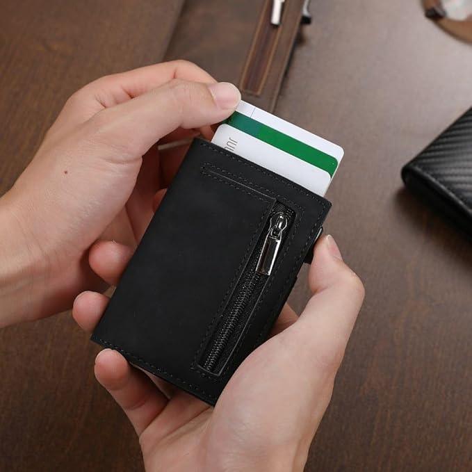 Smukły skórzano-aluminiowy portfel na karty z przyciskiem wysuwającym i blokadą RFID