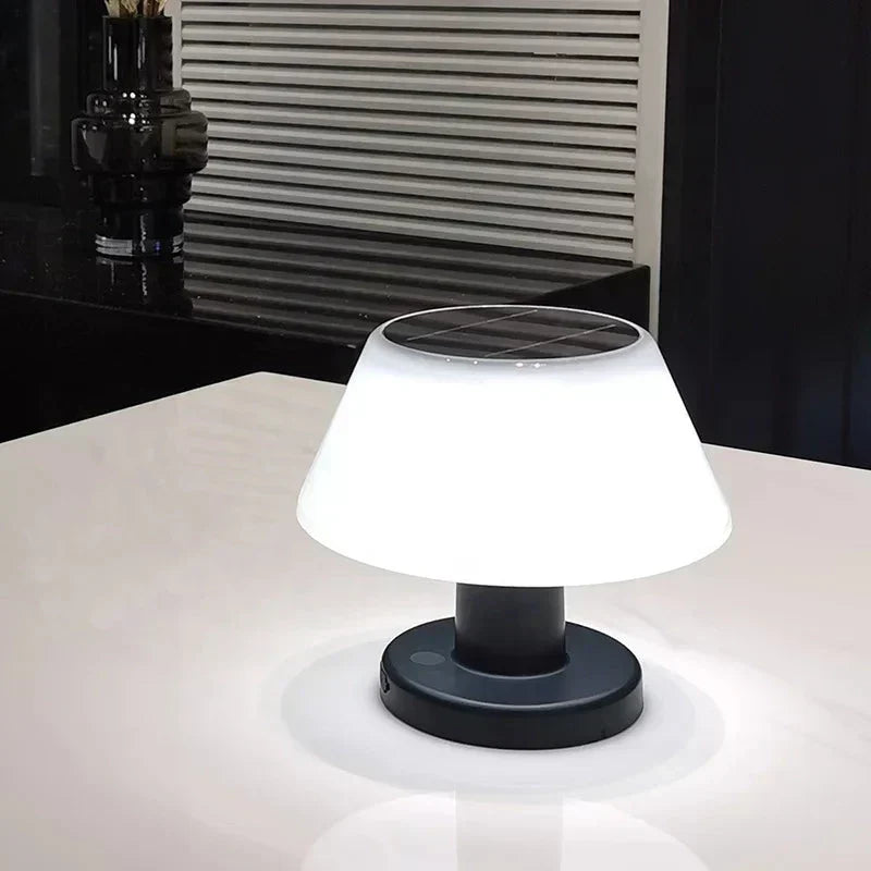 Wodoodporna wewnętrzno-zewnętrzna lampa stołowa zasilana energią słoneczną i akumulatorem