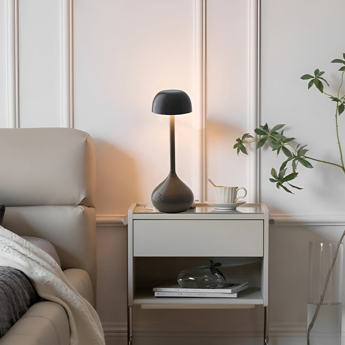 Rzeźbiarska aluminiowa ładowalna lampa stołowa w kształcie kopuły grzyba z funkcją ściemniania