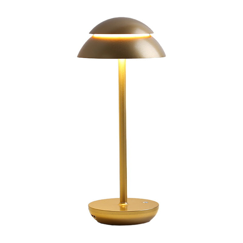 Bezprzewodowa przenośna plastikowa ładowalna lampa stołowa do wnętrz i na zewnątrz