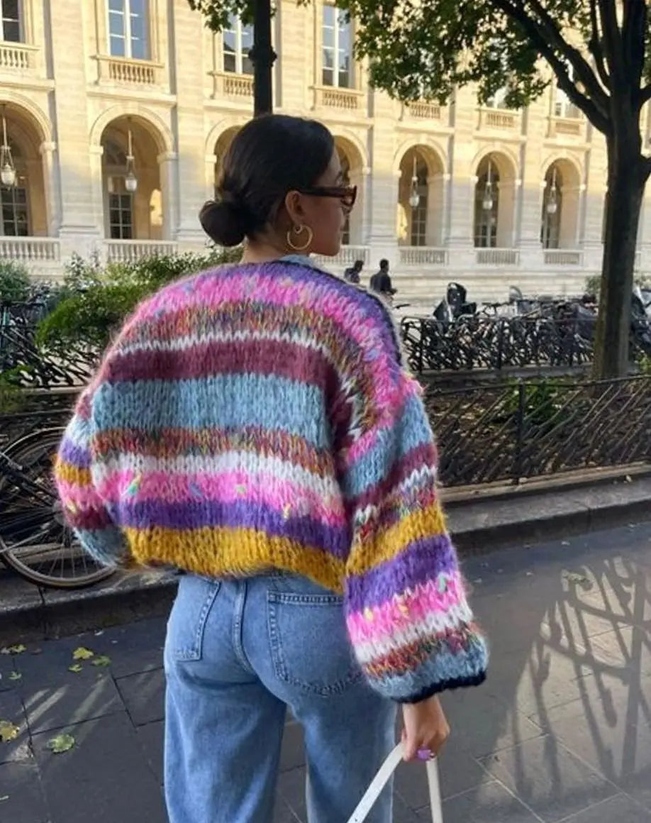 Damski krótki sweter z dzianiny w kontrastowych kolorach, puszysta patchworkowa konstrukcja