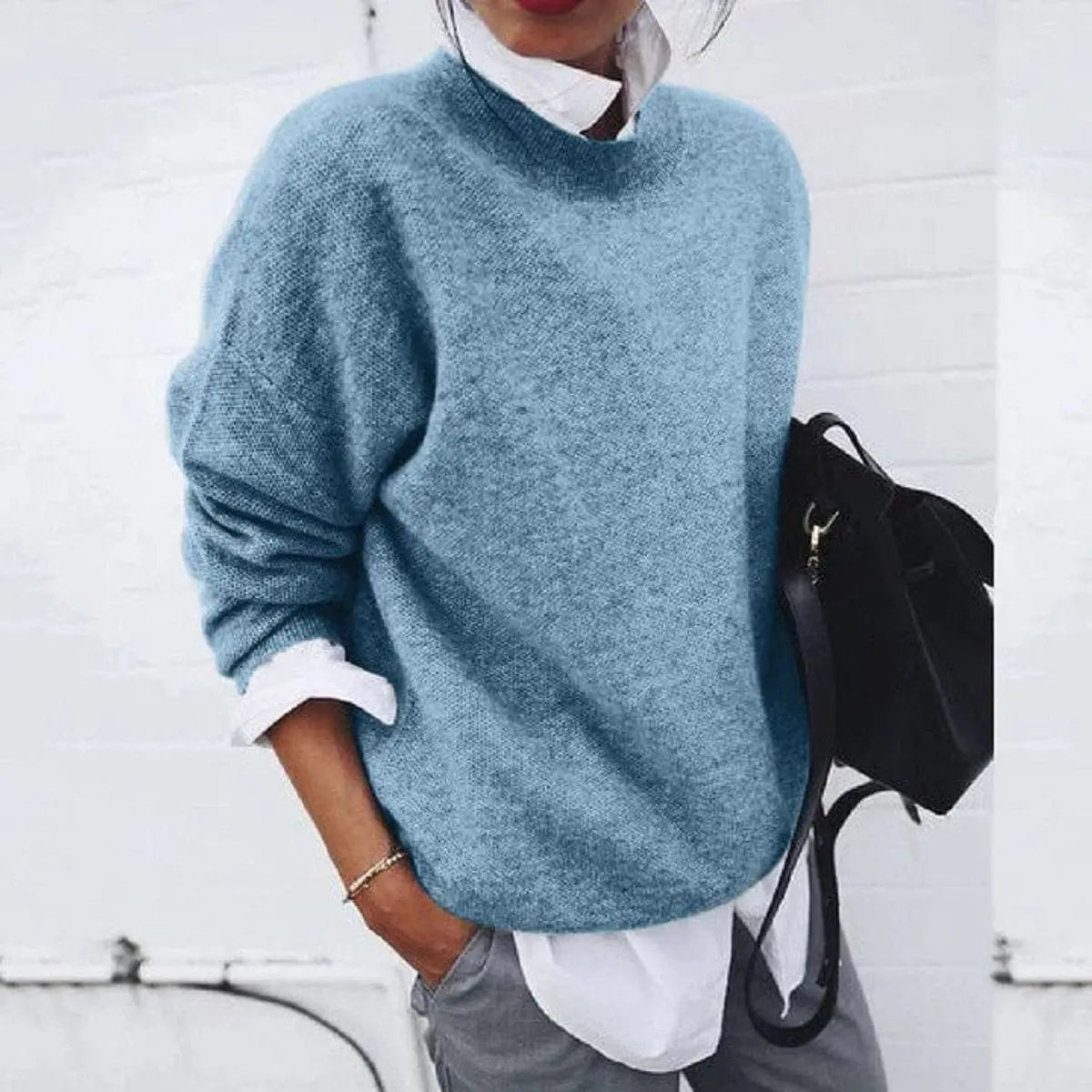 Damski oversize’owy miękki sweter z dzianiny z okrągłym dekoltem