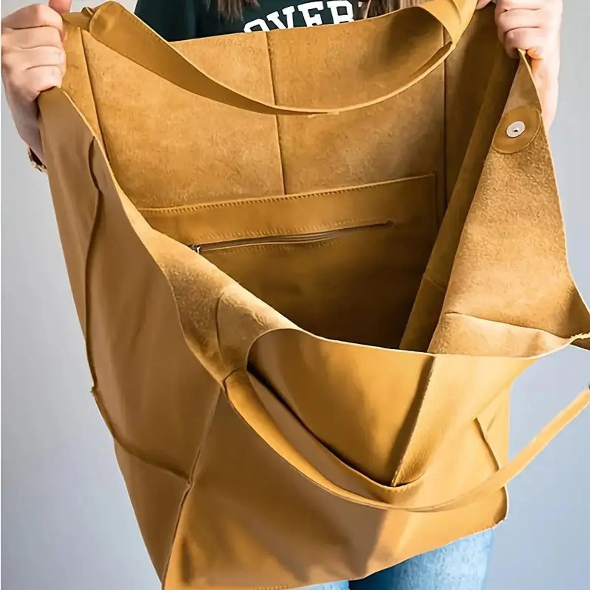 Damska oversize’owa torba shopper z ekoskóry i magnetycznym zapięciem