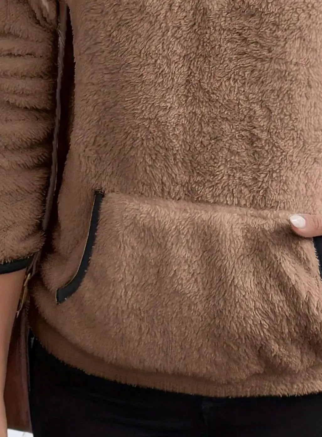 Damski sweter z pluszowego polaru z zamkiem do połowy i kieszenią kangurką
